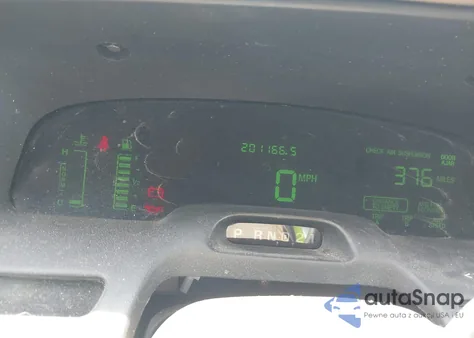 2004 Ford Crown Victoria Lx z USA, uszkodzony, nr VIN 2FAFP74W74X174187